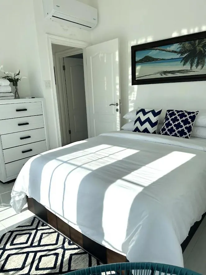 Negril Garden Retreat - 2Br Villa Near The Shore